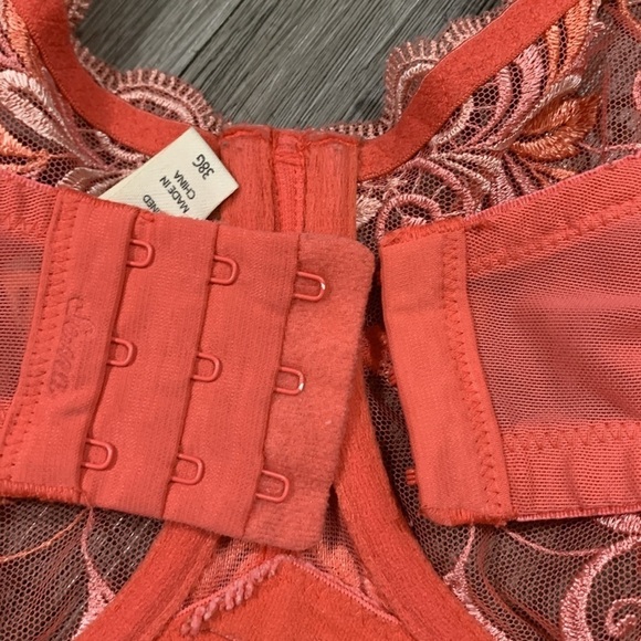 Soma Sensuous Lace Unlined Coral Underwire Bra     size 38G - Picture 4 of 8